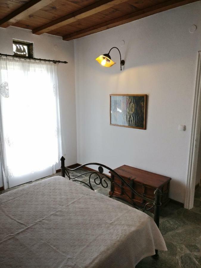 Laggades Relaxing House Villa Tinos ภายนอก รูปภาพ