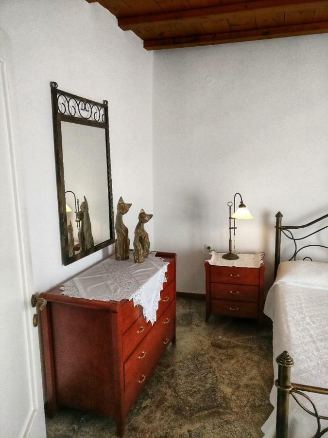 Laggades Relaxing House Villa Tinos ภายนอก รูปภาพ